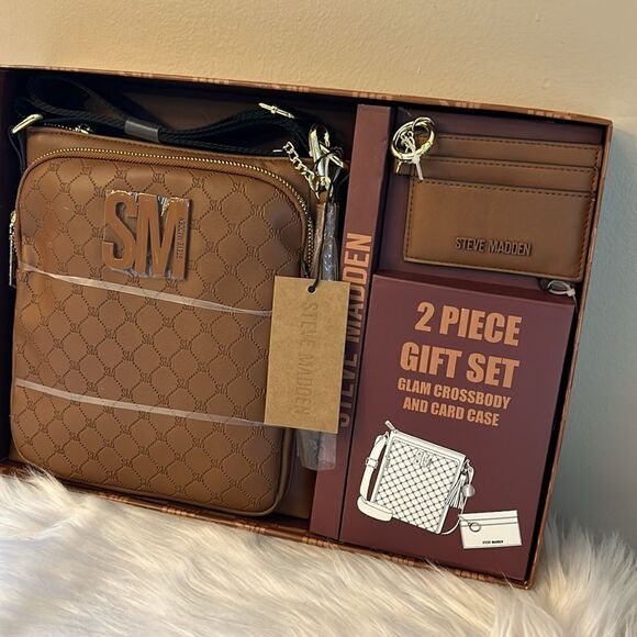 NIB Steve Madden 2PC Gift Set w/Wallet - Cognac - Picture 7 of 12